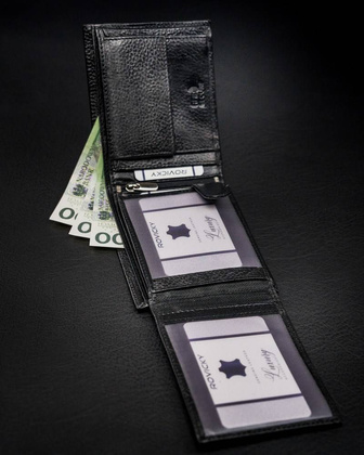 Skórzany portfel z dużą sekcją na karty i ochroną rfid