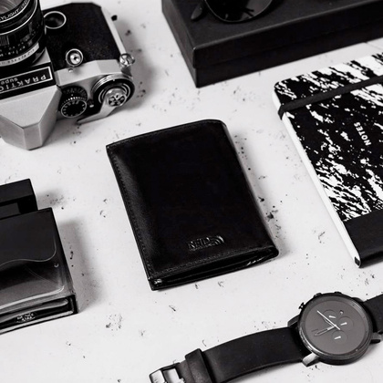 Mały, skórzany portfel męski z systemem rfid