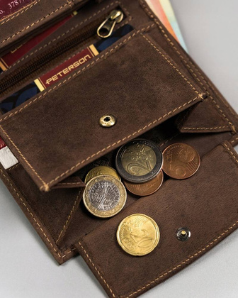 Duzy skorzany portfel meski z motywem patriotycznym