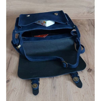 Zamszowa listonoszka ,chlebak Vera Pelle ,pojemna przewieszka A5 Granatowa VPZ435BS