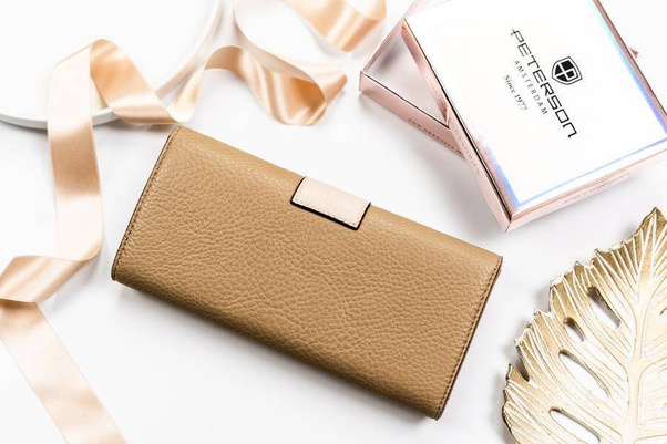 Duży, poziomy portfel damski ze skóry ekologicznej