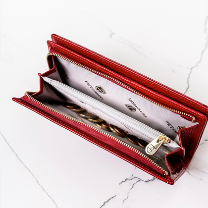 Elegancki portfel damski na magnes