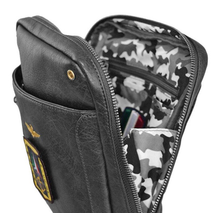 Torba na ramię AERONAUTICA MILITARE Pilot Czarna