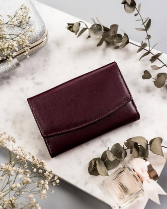 Elegancki portfel damski ze skóry naturalnej