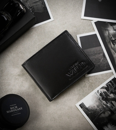 Skorzany portfel meski z zasuwanym schowkiem