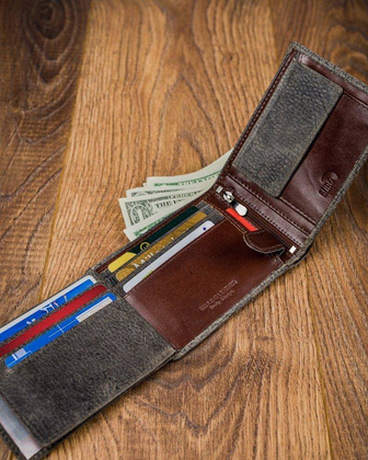 Piękny kolorowy portfel męski skórzany