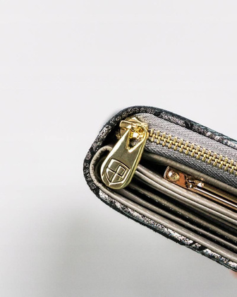 Skórzany portfel damski z systemem RFID