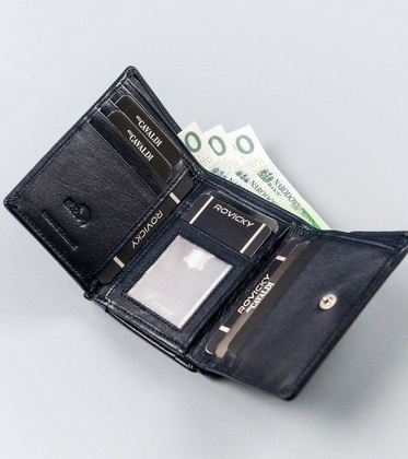 Mały, poziomy portfel damski ze skóry naturalnej, z ochroną rfid