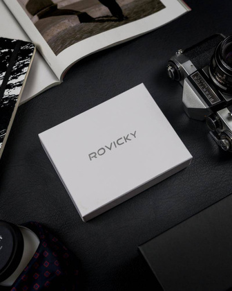 Portfel męski z naturalnej skóry licowej z wyjmowanym etui na karty