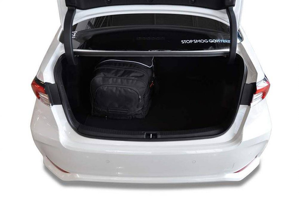 TOYOTA COROLLA LIMOUSINE 2019+ TORBY DO BAGAŻNIKA 4 SZT KJUST