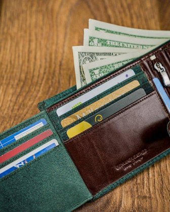 Piękny kolorowy portfel męski skórzany