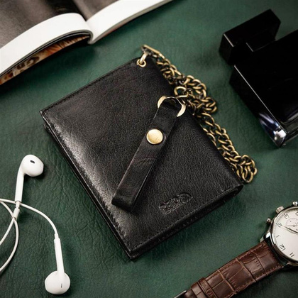 Portfel męski ze skóry naturalnej z łańcuchem
