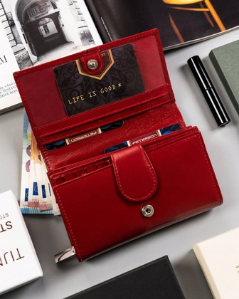 Średnich rozmiarów portfel damski ze skóry naturalnej