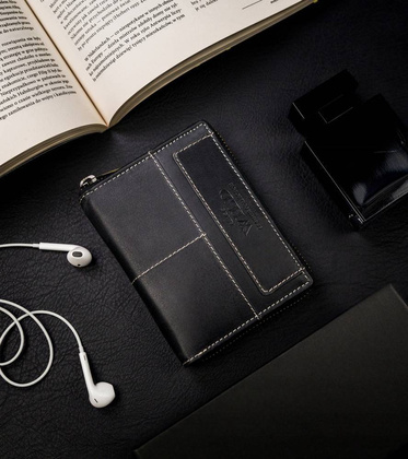 Duży, skórzany portfel w orientacji pionowej z systemem rfid