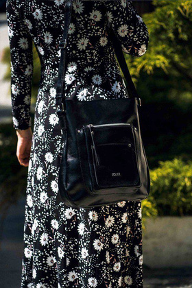 Skórzana torba damska listonoszka Parla FL21 brązowa vintage - min. zamówienie 20 / 50 / 100 szt.