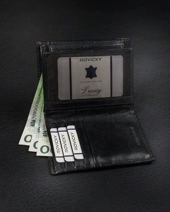 Duży, pionowy portfel męski bez zapięcia z błyszczącej skóry naturalnej