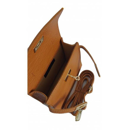 Włoska zgrabna skórzana listonoszka Vera Pelle kuferek,kufereczek Camel VPK321C