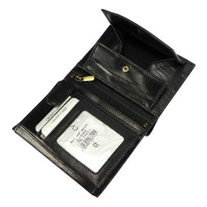 Bogato wyposażony portfel męski z naturalnej skóry licowej