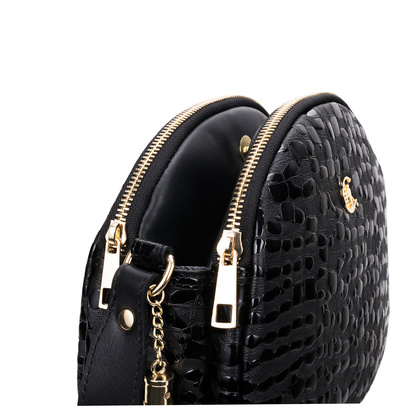 Czarna torebka Canaletto ze skóry z efektem kropli – elegancja i funkcjonalność na lata TD810s258