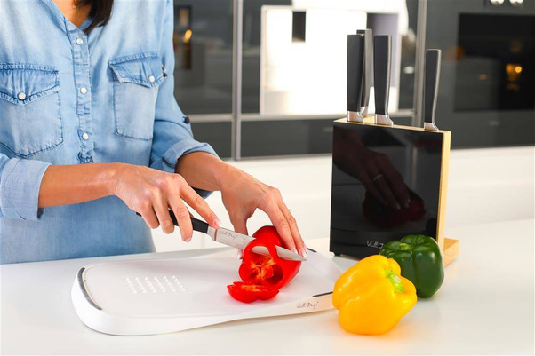 Zestaw 5 kutych noży w bloku FINO czarny