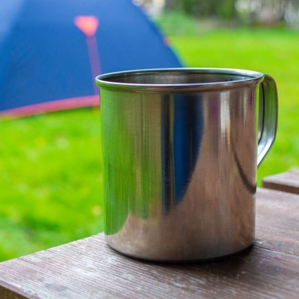 Kubek garnek stalowy z uchwytem turystyczny wędkarski 10 cm 0,6 l