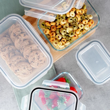 Pojemniki na żywność szklane z pokrywką i uszczelką 4 szt.