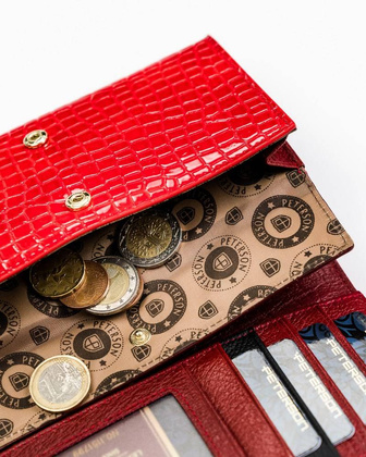 Lakierowany portfel z elegancki wzorem croco