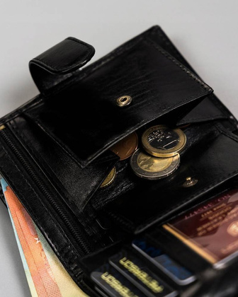 Duży, skórzany portfel męski zamykany na zatrzask