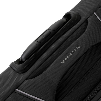 Mała kabinowa walizka RONCATO IRONIK 2.0 415327 Czarna