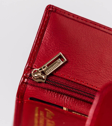 Pojemne skorzane etui na klucze