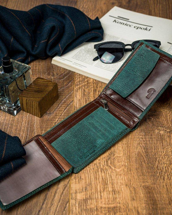 Piękny kolorowy portfel męski skórzany