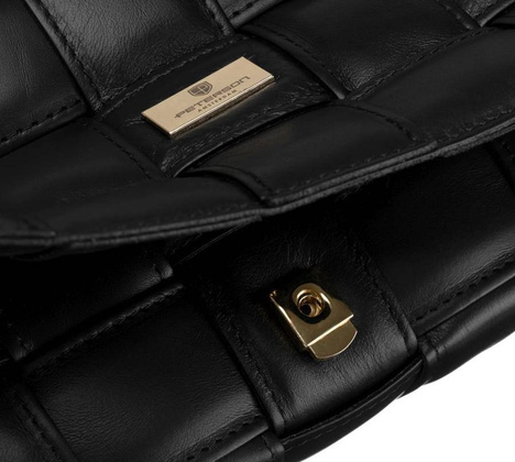 Skórzana listonoszka damska Peterson Czarna