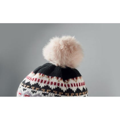 Dzianinowa czapka nauszniki