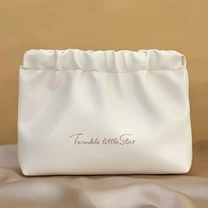 Kosmetyczka, saszetka na kosmetyki, wkładki, ekoskóra rozm M 16x12cm KS145B