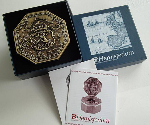 Ekskluzywny kompas magnetyczny - system cardan H44