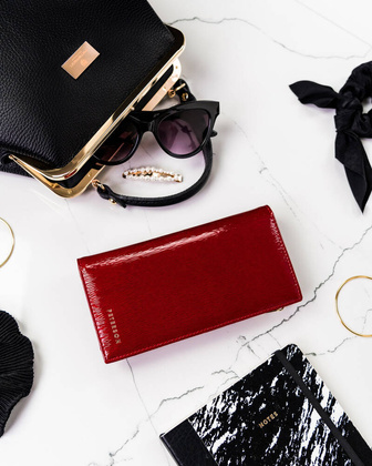 Elegancki portfel damski na magnes