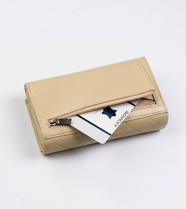 Elegancki portfel z pikowanej skóry naturalnej