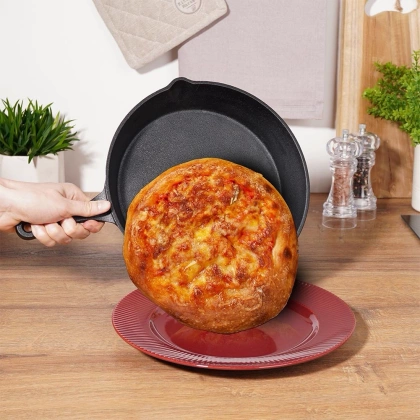 Patelnia żeliwna okrągła talerz żeliwny 25 cm indukcja