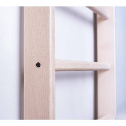 Drabinka z drewnianym drążkiem i akcesoriami BenchK 113