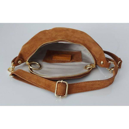 Włoska zamszowa listonoszka, nerka Vera Pelle złote okucia kółka Camel LN633C