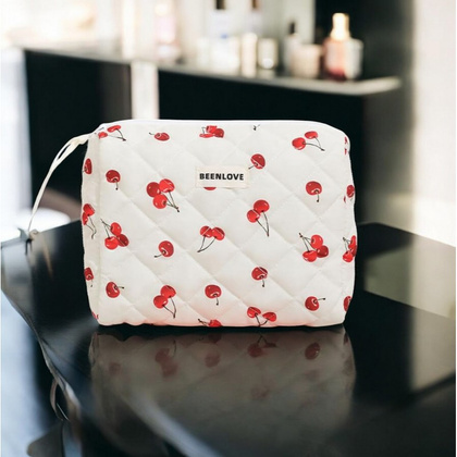 Kosmetyczka damska pikowana w wisienki 19 x 24 x 7cm KS124