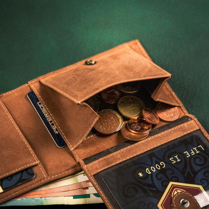 Skorzany portfel meski z kieszonka na karte