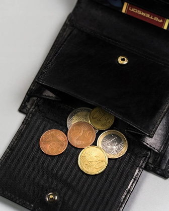 Duży portfel męski bez zapięcia zewnętrznego