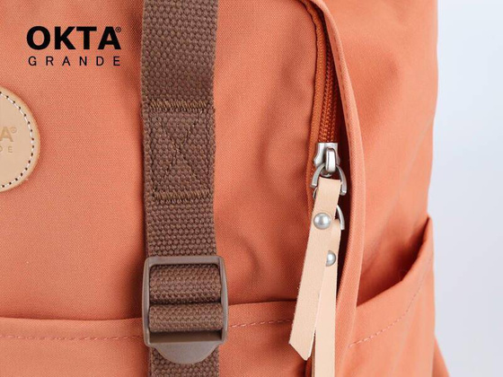 Duży plecak miejski z przegrodą na laptopa