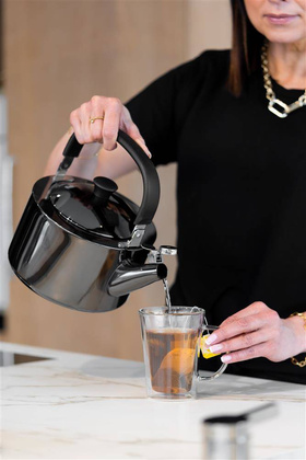 Czajnik 1,5l z gwizdkiem Diamante grafitowy polerowany 28180