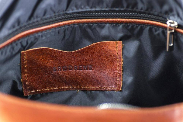 Skórzana torba podróżna na ramię BRØDRENE R20 koniak smooth leather - min. zamówienie 20 / 50 / 100 szt.