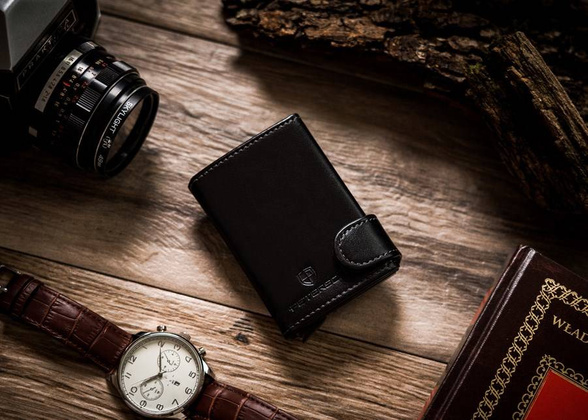 Skórzany portfel męski z zewnętrzną portmonetką