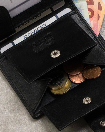 Elegancki, skórzany portfel męski na zatrzask