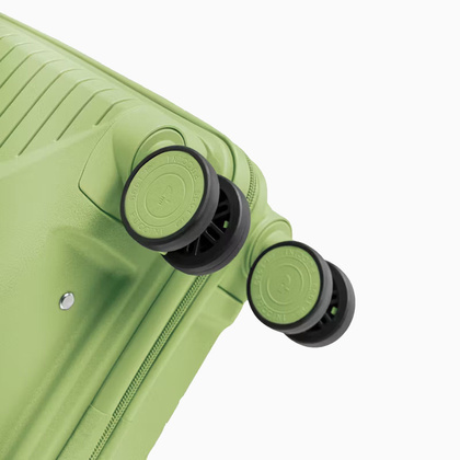 Średnia walizka PUCCINI BERLIN PP027B 5C Jasnozielona