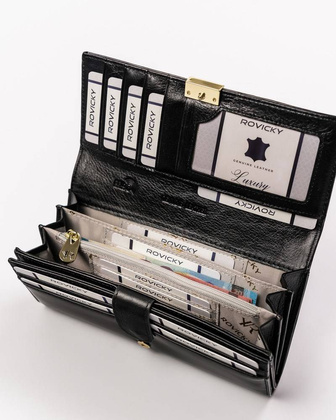 Klasyczny portfel damski z dużą sekcją na karty